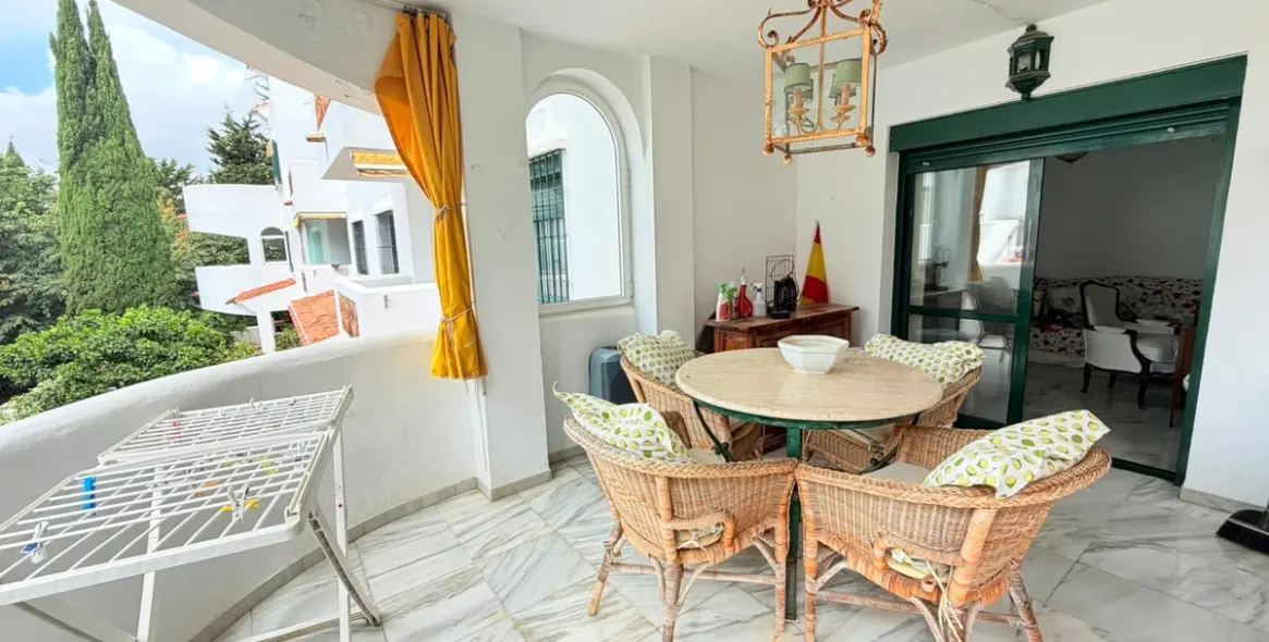 Sale of middle floor apartment in Benalmadena 4