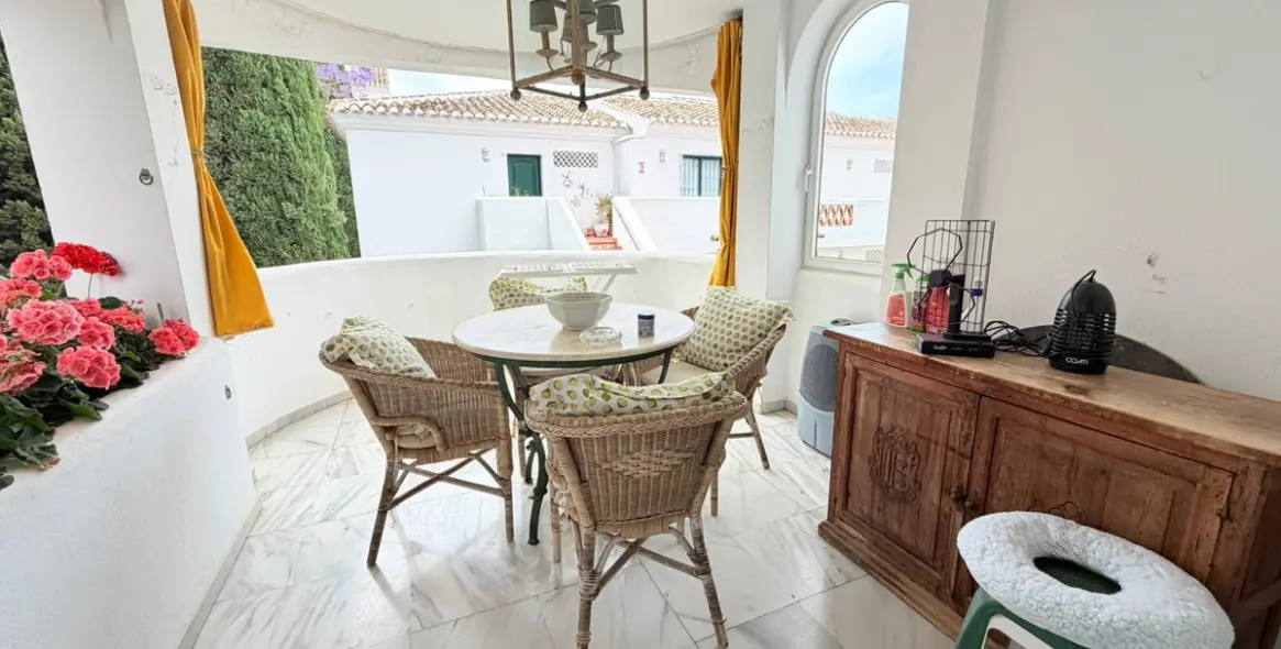 Sale of middle floor apartment in Benalmadena 6