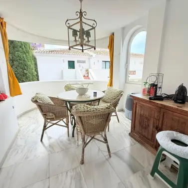Sale of middle floor apartment in Benalmadena