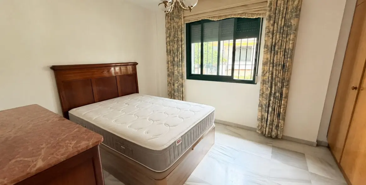 Sale of middle floor apartment in Benalmadena 10