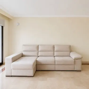 Продажа апартаментов на среднем этаже в Estepona