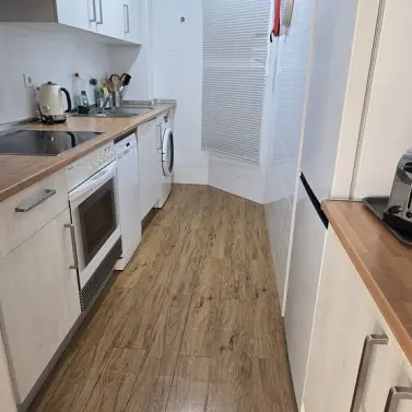 Sale of middle floor apartment in Higueron