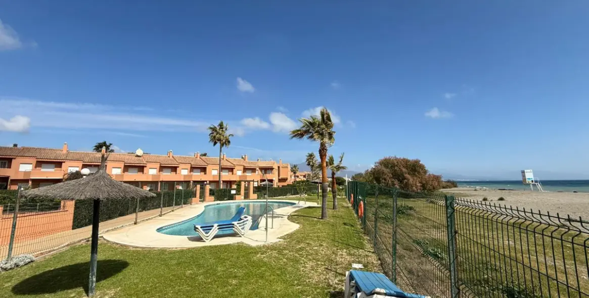 Sale of detached villa in Manilva 2