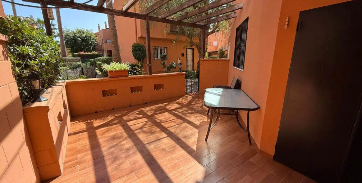 Sale of detached villa in Manilva 14