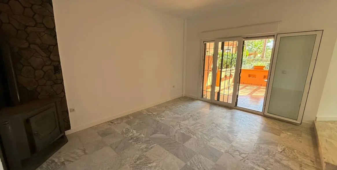 Sale of detached villa in Manilva 27
