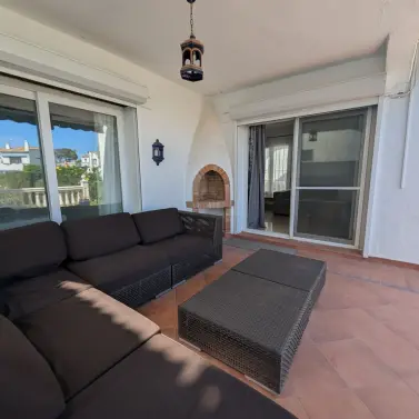 Sale of townhouse in Calahonda