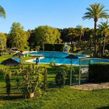 Sale of ground floor apartment in El Paraiso