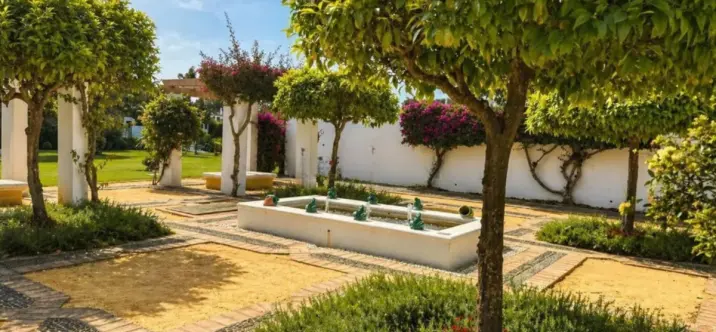 Sale of ground floor apartment in El Paraiso 2