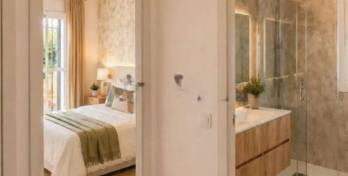 Sale of ground floor apartment in El Paraiso 13