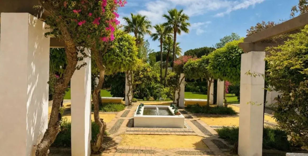 Sale of ground floor apartment in El Paraiso 21