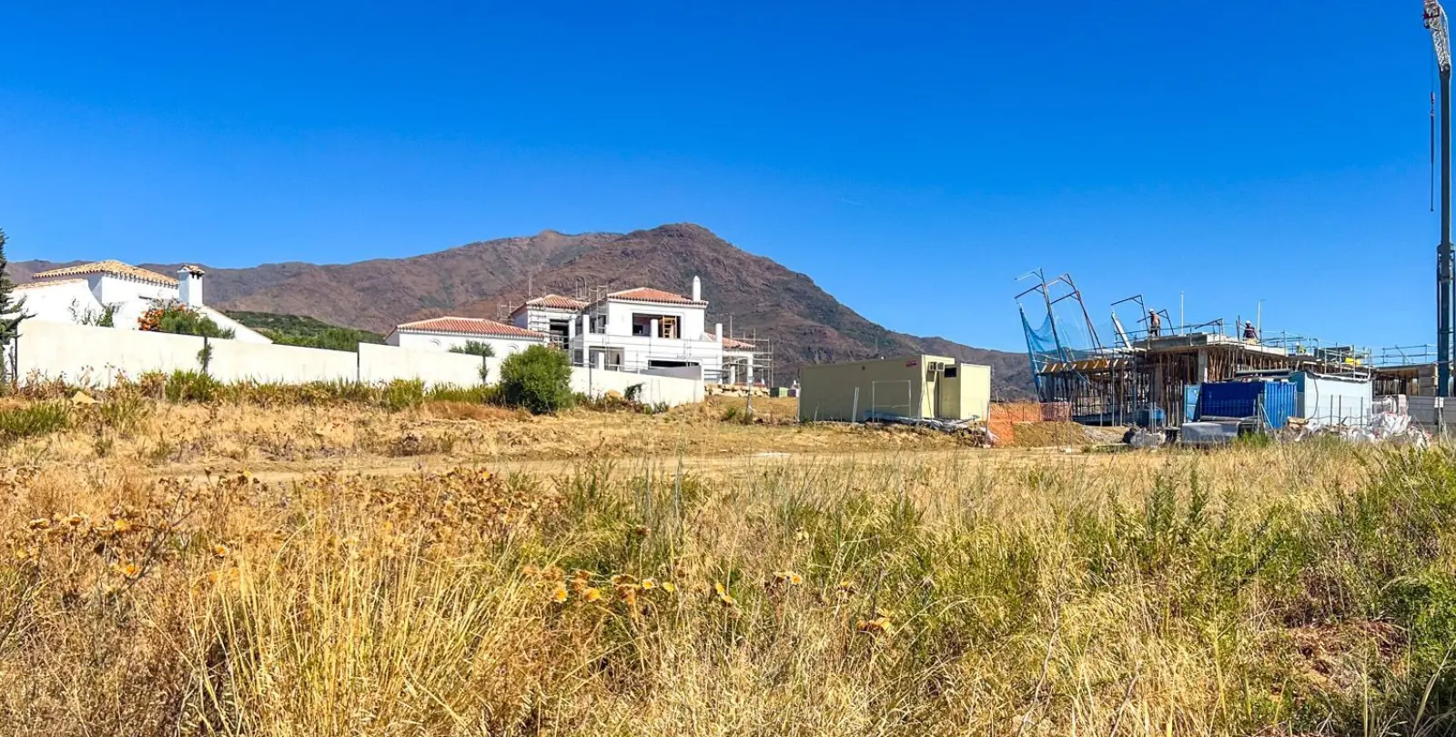 Sale of residential plot in Estepona 5