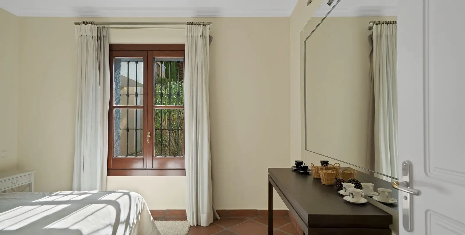 Sale of townhouse in Benahavís 13