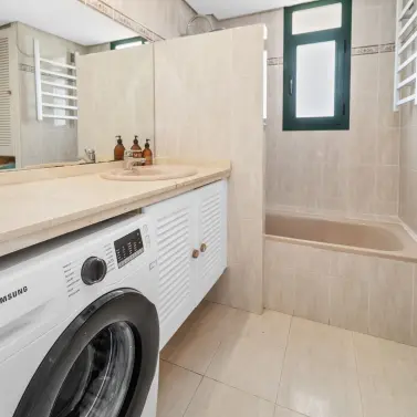 Sale of semi-detached house in Benalmadena