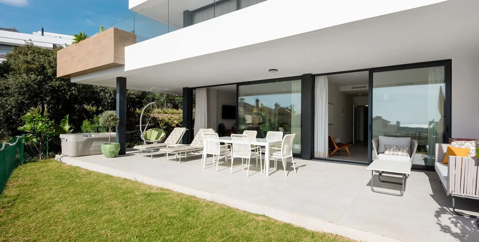 Venta de apartamento en planta baja en Artola 2