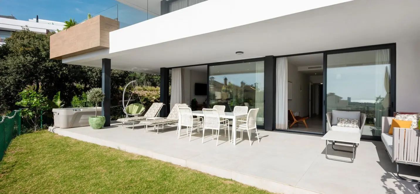 Sale of ground floor apartment in Artola 1