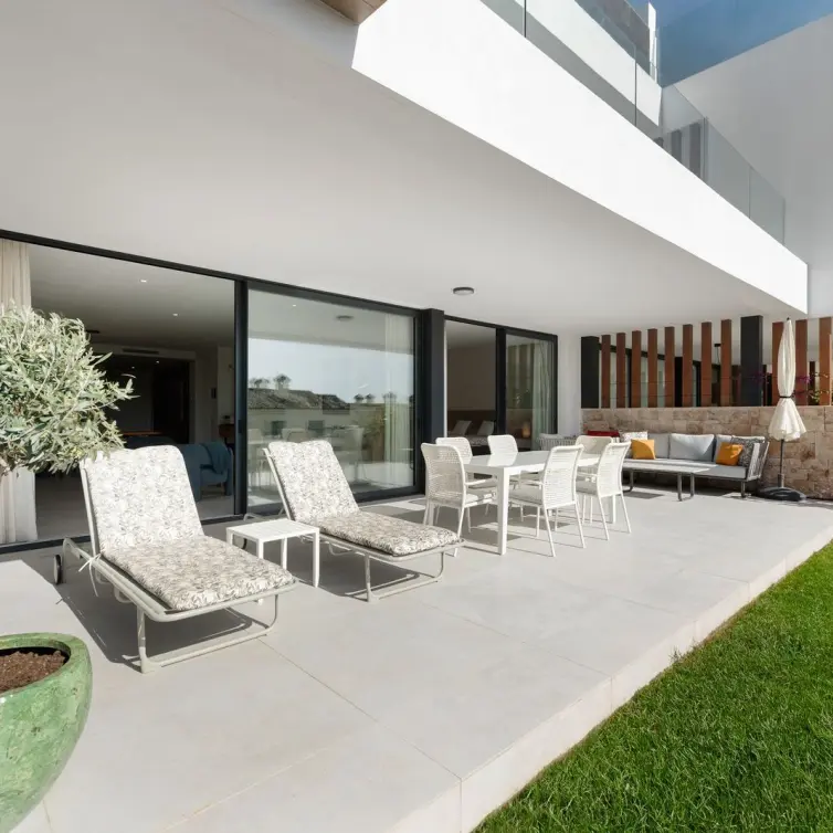 Sale of ground floor apartment in Artola