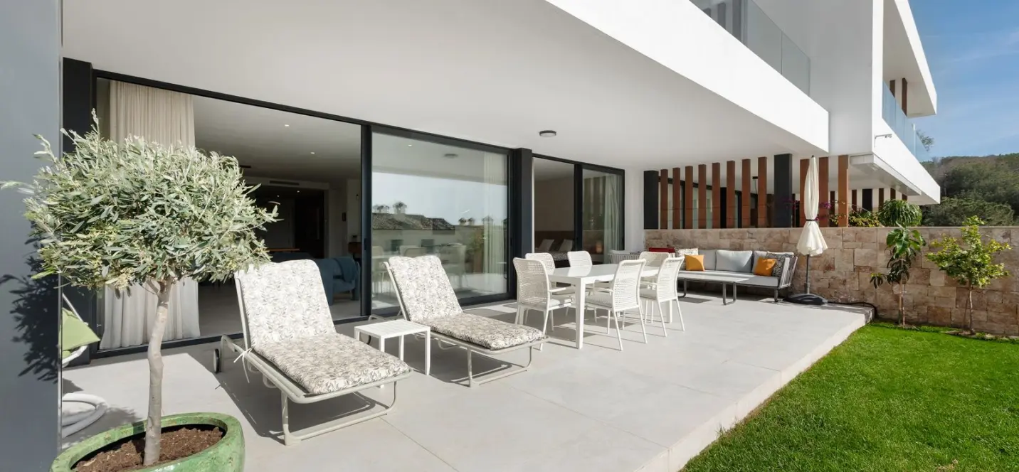 Sale of ground floor apartment in Artola 2