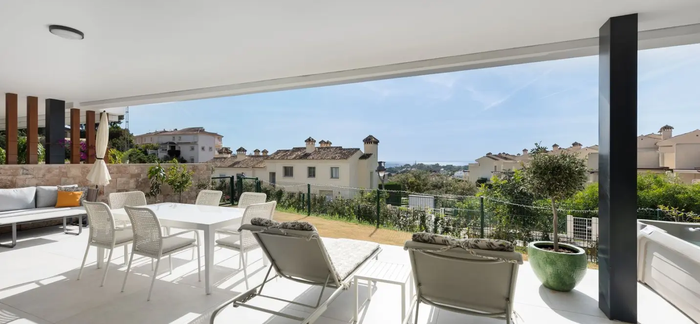 Sale of ground floor apartment in Artola 4
