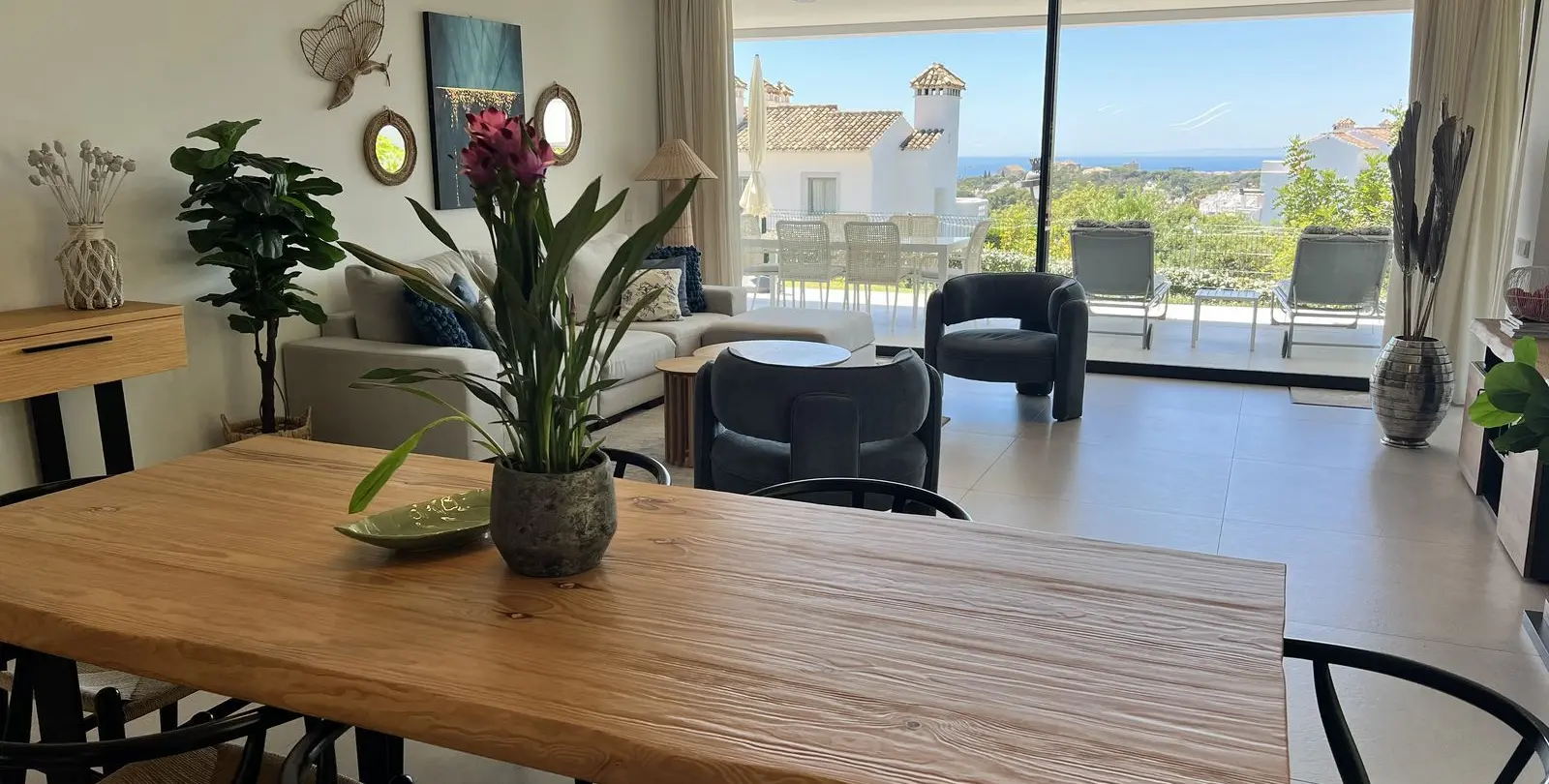 Venta de apartamento en planta baja en Artola 6