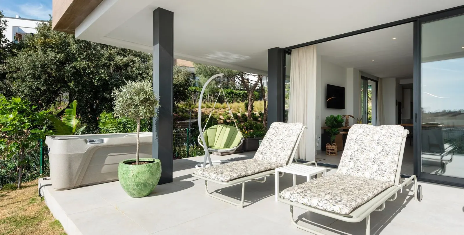 Venta de apartamento en planta baja en Artola 9