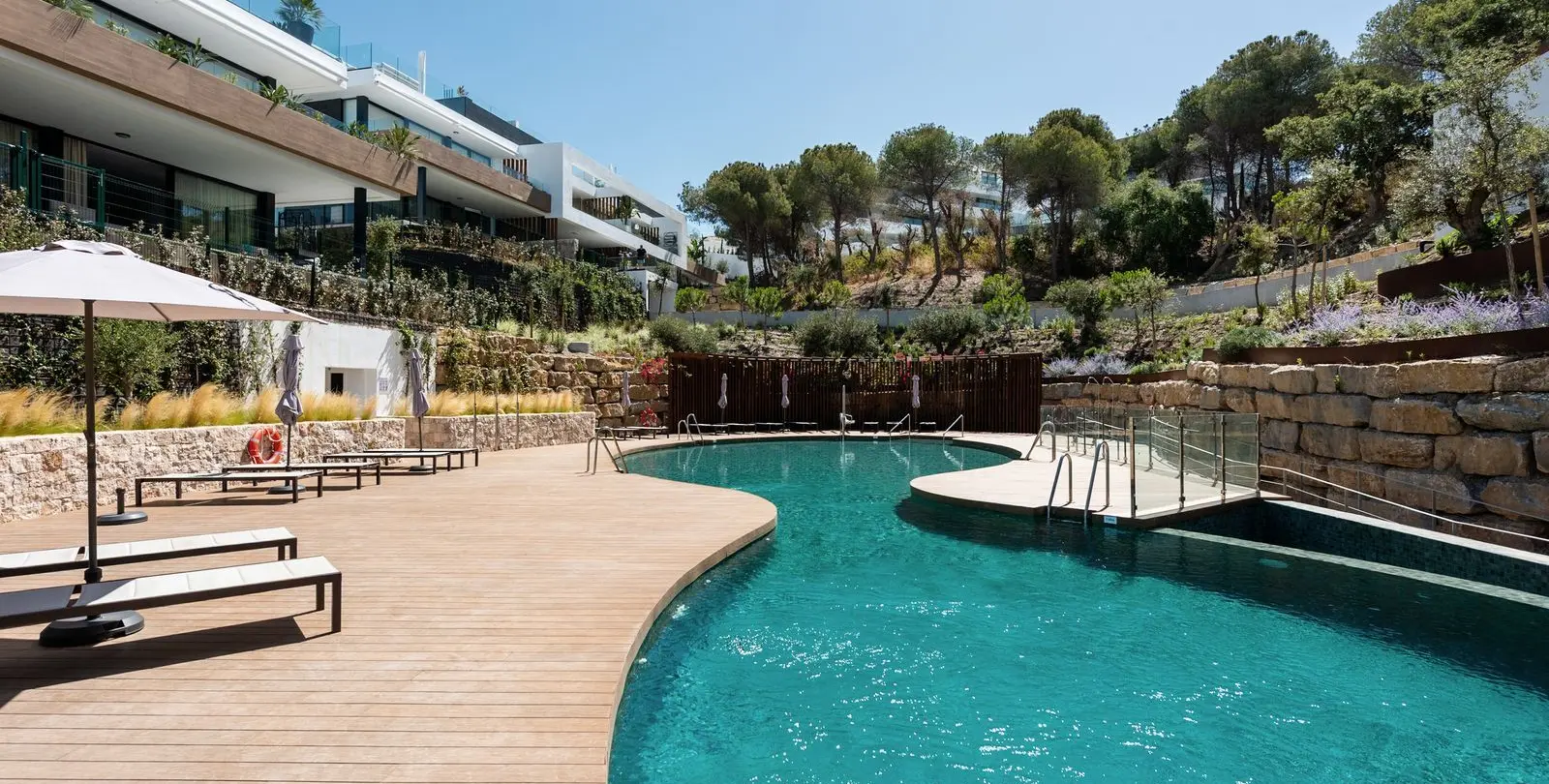 Venta de apartamento en planta baja en Artola 28