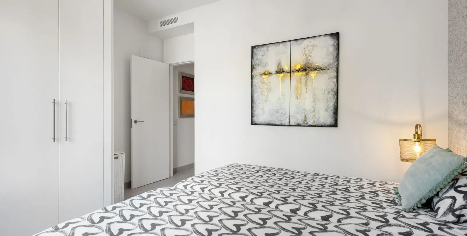Venta de apartamento en planta baja en Artola 32