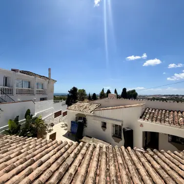 Продажа  отдельно стоящей виллы в Nueva Andalucía