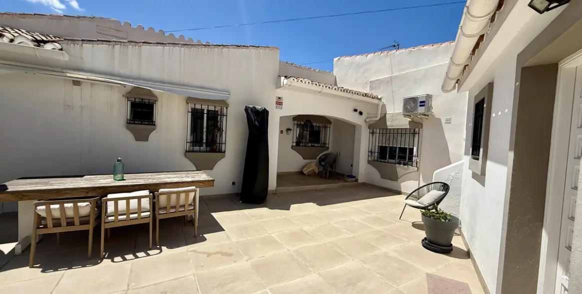 Продажа  отдельно стоящей виллы в Nueva Andalucía 20