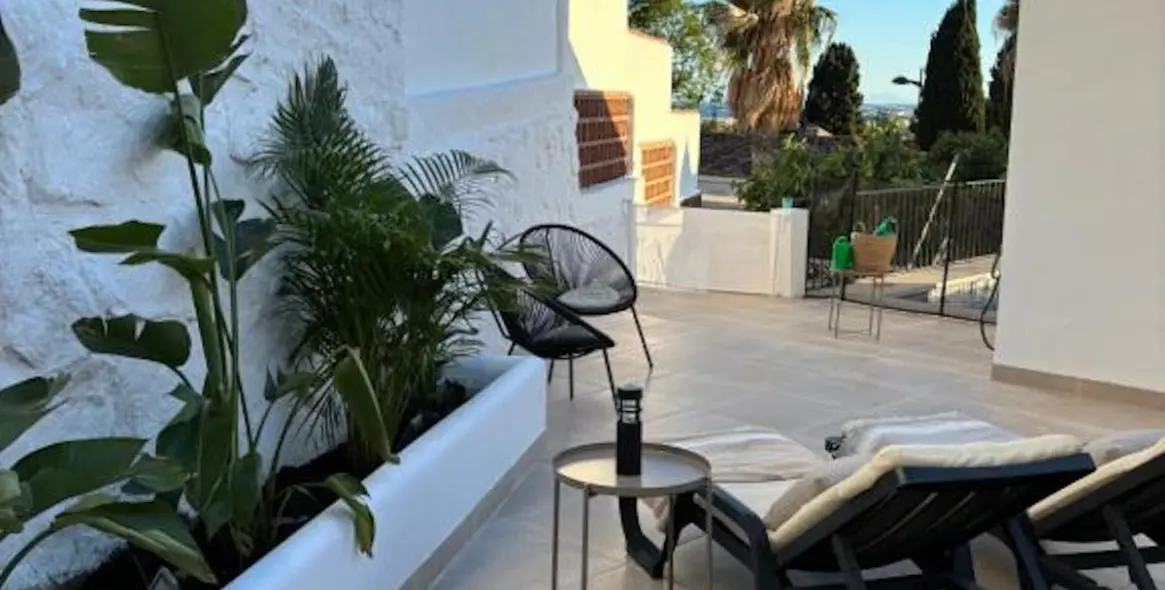 Продажа  отдельно стоящей виллы в Nueva Andalucía 38