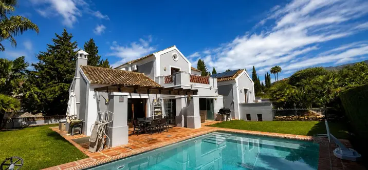 Sale of detached villa in Mijas Golf 0