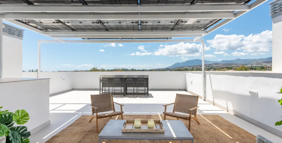 Venta de casa pareada en San Pedro de Alcántara 23