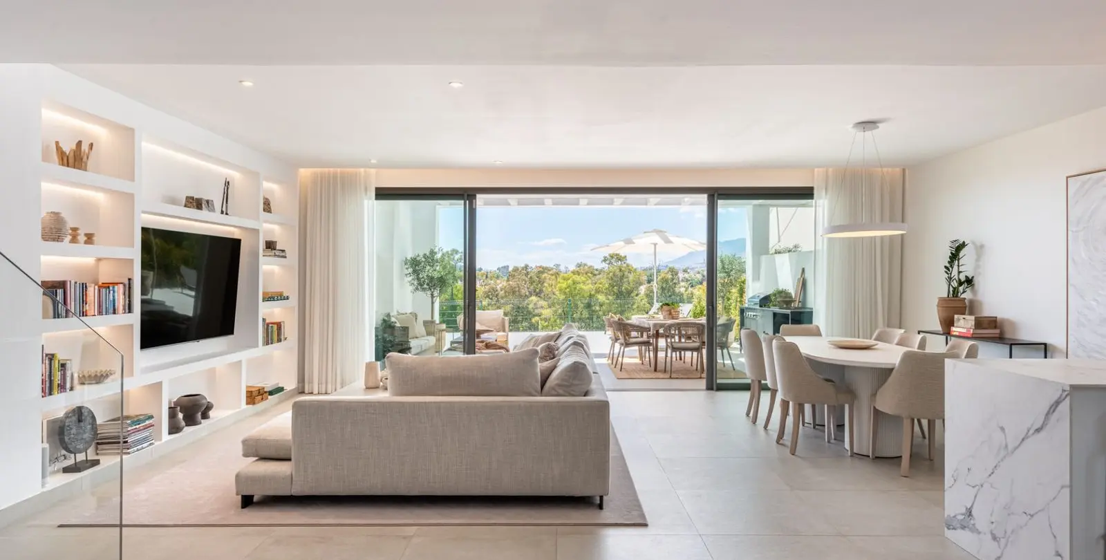 Venta de casa pareada en San Pedro de Alcántara 2