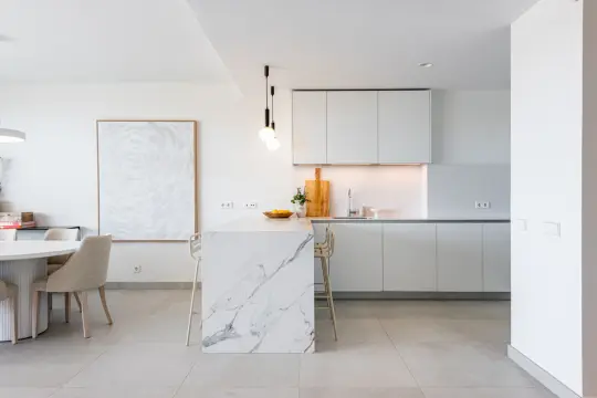 Image 8 thumb