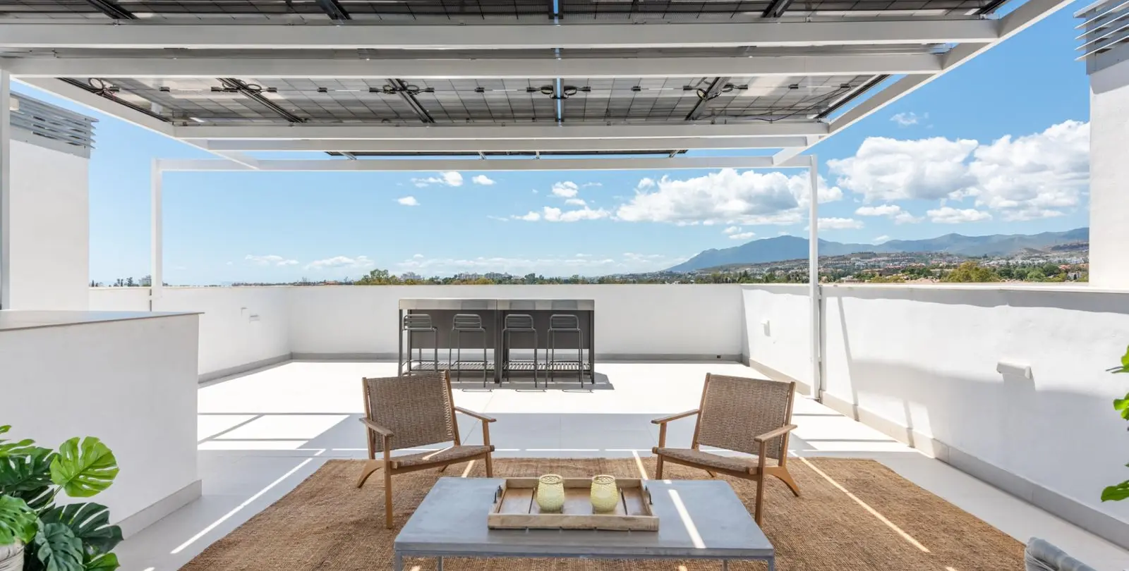 Venta de casa pareada en San Pedro de Alcántara 23