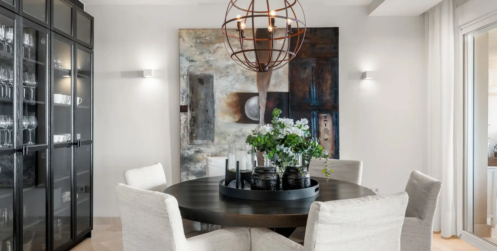 Sale of middle floor apartment in Nueva Andalucía 14
