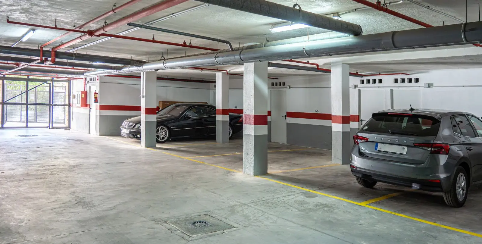 Sale of middle floor apartment in Nueva Andalucía 52