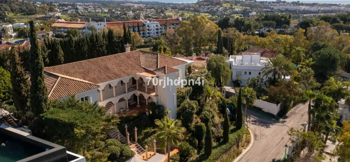 Sale of detached villa in Benahavís 4
