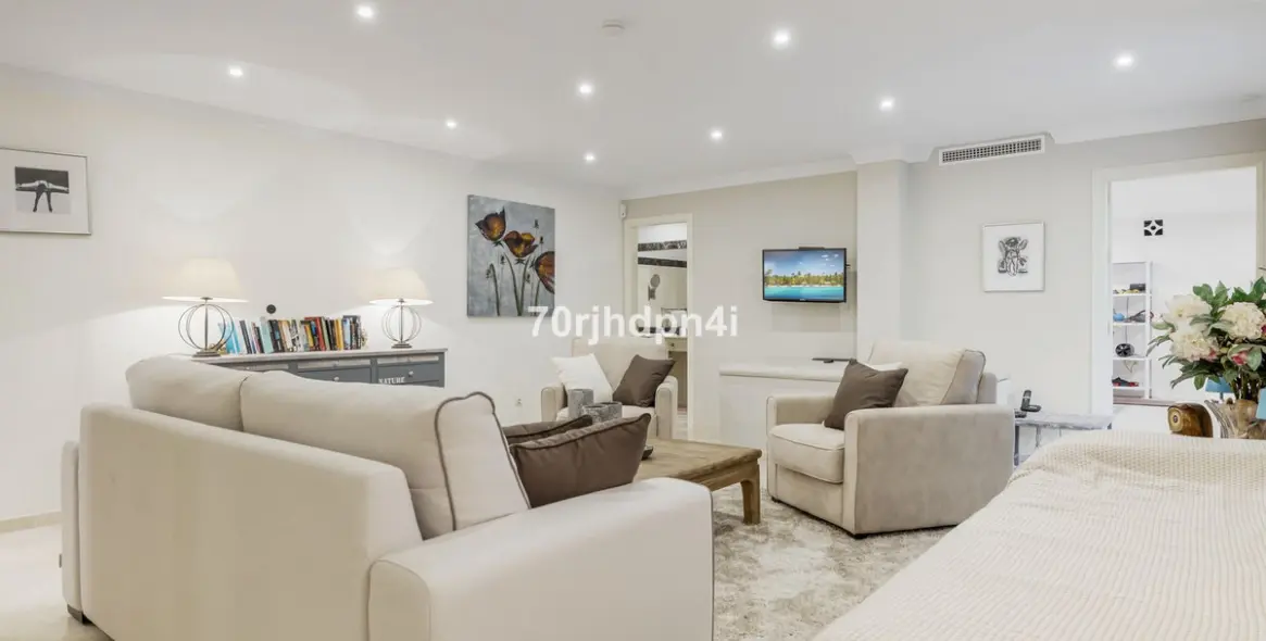Sale of detached villa in Benahavís 20