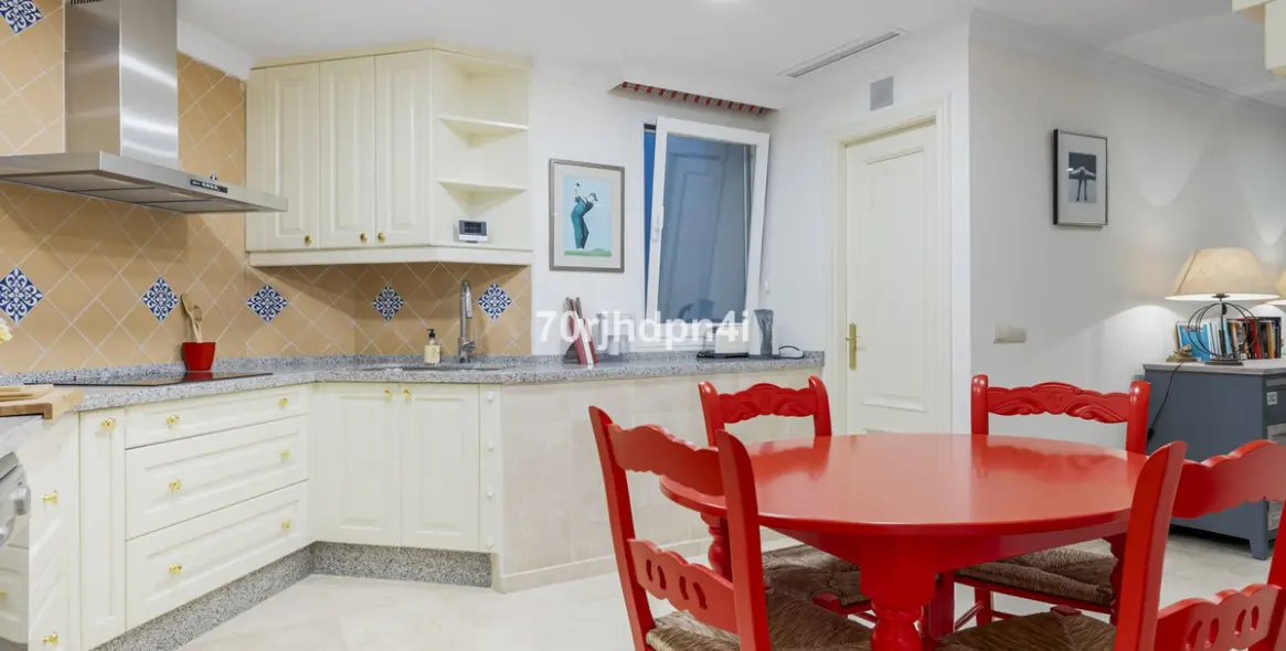 Sale of detached villa in Benahavís 61