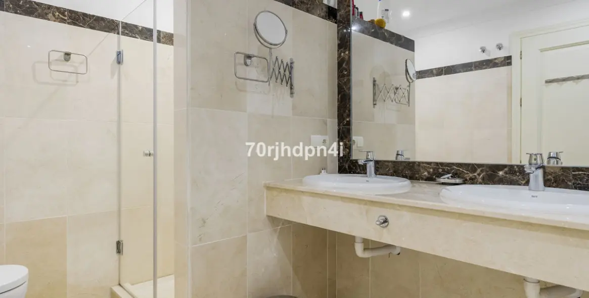 Sale of detached villa in Benahavís 81