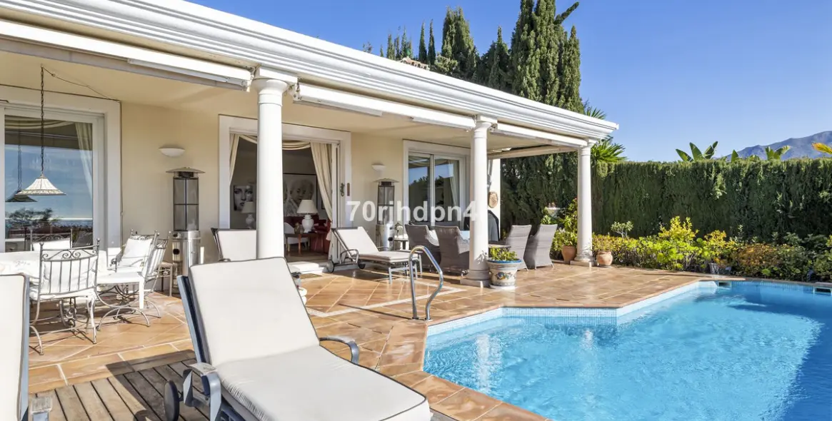Sale of detached villa in Benahavís 98