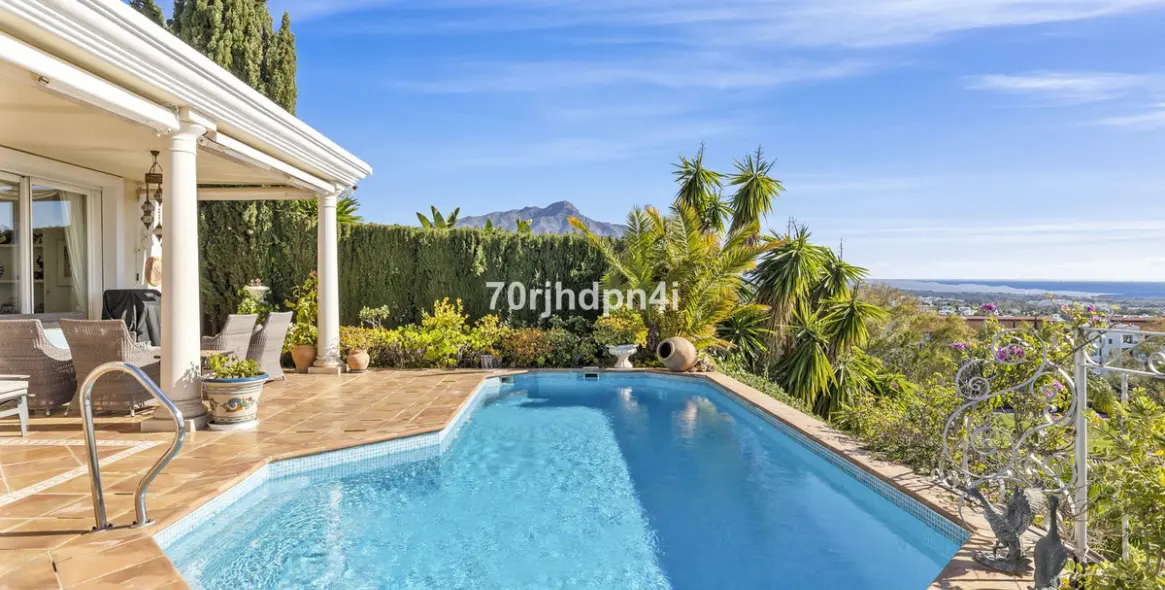 Sale of detached villa in Benahavís 109