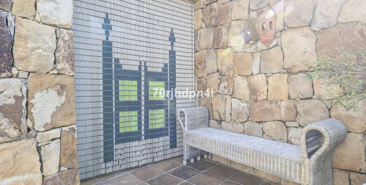 Sale of detached villa in Benahavís 117