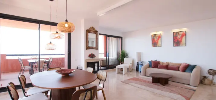 Long-term rent of middle floor apartment in Calahonda 0