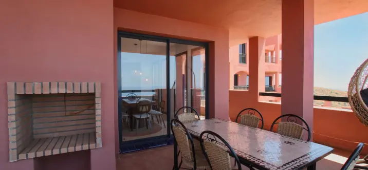 Long-term rent of middle floor apartment in Calahonda 1