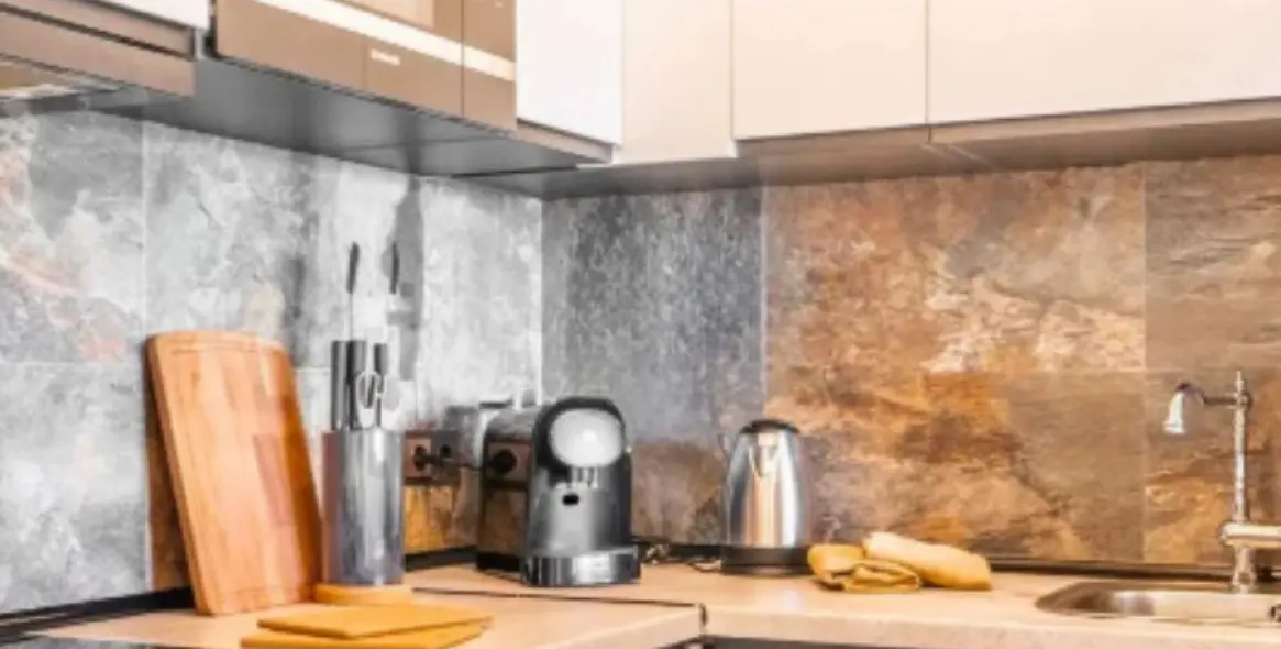 Long-term rent of middle floor apartment in Nueva Andalucía 4
