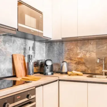 Long-term rent of middle floor apartment in Nueva Andalucía