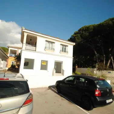 Долгосрочная аренда магазина в Elviria