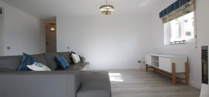 Long-term rent of middle floor apartment in Torrenueva 3