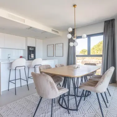 Long-term rent of middle floor apartment in Calanova Golf